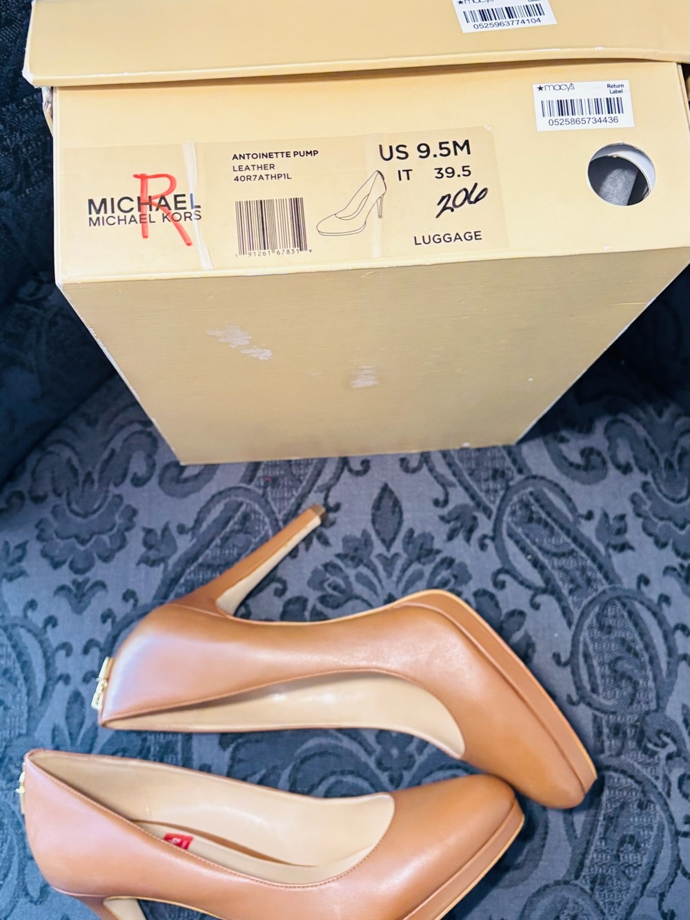 Michael Kors Leather Pointed Toe Pumps | Cognac Brown | Size 9.5M | Original Box - Picture 3 of 4